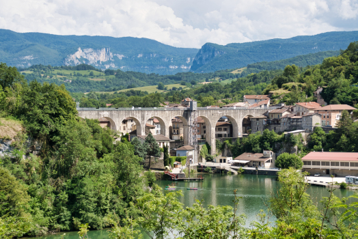 Saint-Nazaire Aqueduct