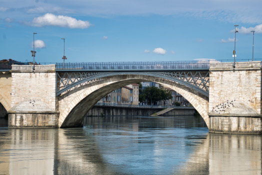 Alte Isèrebrücke Romans-sur-Isère