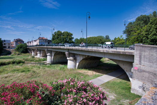 Pont sur le Roubion à Montélimar 