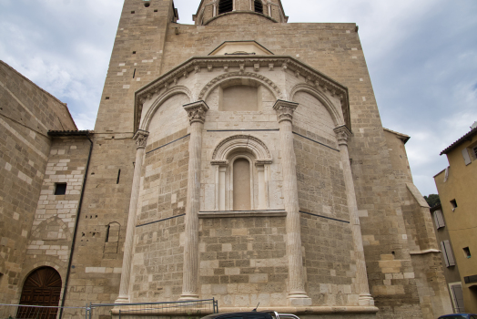 Ancienne Cathédrale Notre-Dame et Saint-Véran