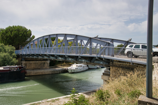 Caravelle Bridge