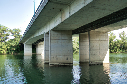 La Croix de Pierre Bridge