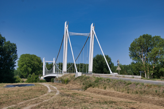 Verdun-sur-Garonne Suspension Bridge
