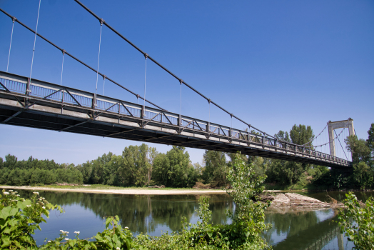 Pont suspendu de Belleperche