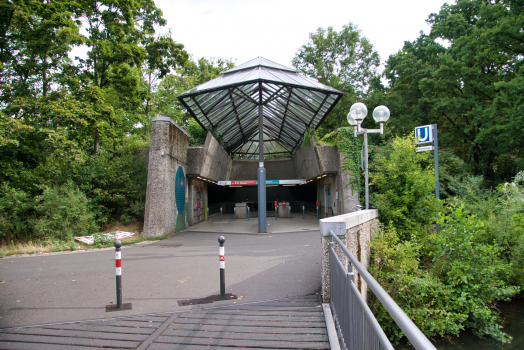 U-Bahnhof Wöhrder Wiese
