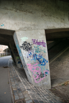 Franz-Josef-Strauß-Brücke
