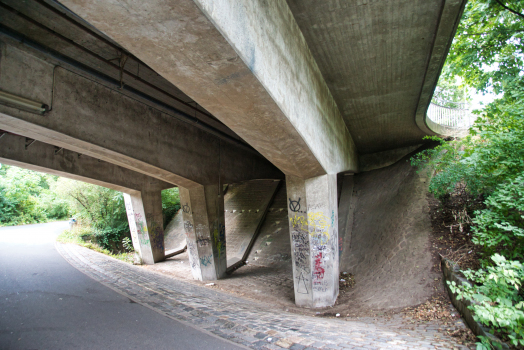 Franz-Josef-Strauß-Brücke