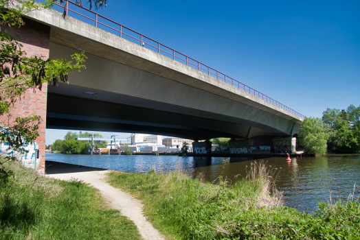 Niederlehme Bridge (L30)
