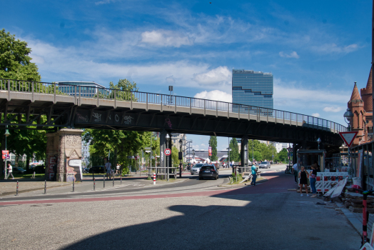 Hochbahnviadukt Falckenstraße