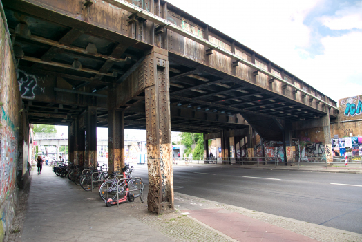 Yorckbrücke 8