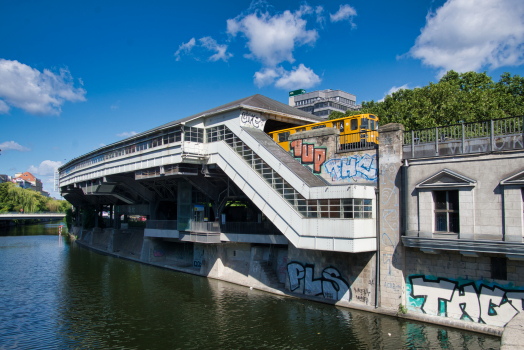 Station de métro Hallesches Tor
