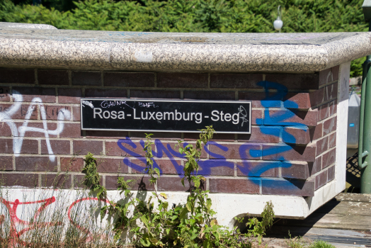 Lichtensteinbrücke / Rosa-Luxemburg-Steg