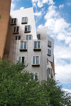 Ray and Maria Stata Center