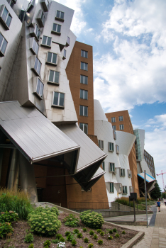 Ray and Maria Stata Center