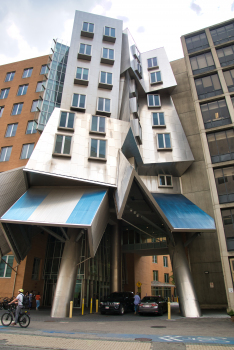 Ray and Maria Stata Center