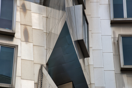 Ray and Maria Stata Center