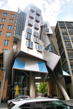 Ray and Maria Stata Center