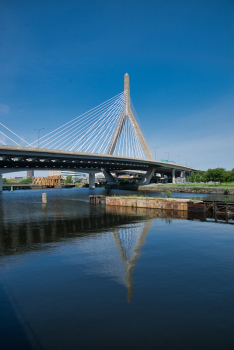 Leonard P. Zakim Bunker Hill Brücke 