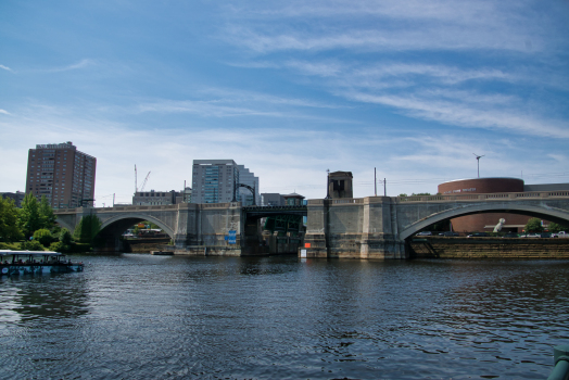 Viaduc de Lechmere 