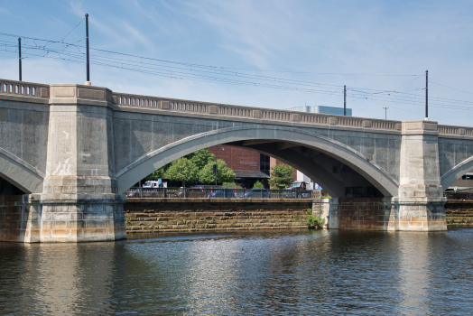 Viaduc de Lechmere 