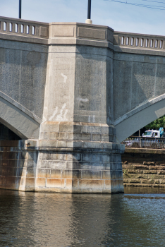 Viaduc de Lechmere