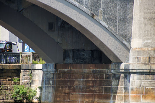 Viaduc de Lechmere