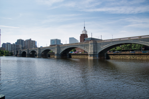 Viaduc de Lechmere 