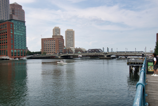 Evelyn Moakley Bridge