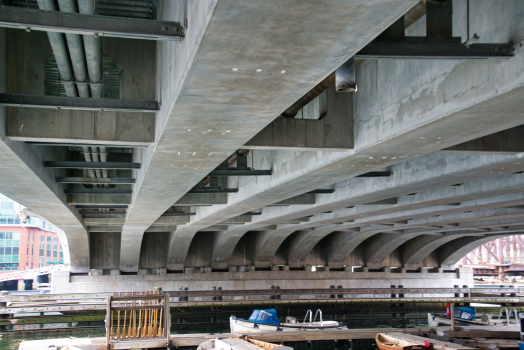 Evelyn Moakley Bridge