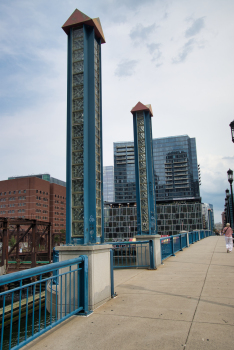 Evelyn Moakley Bridge