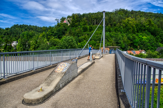 Geh- und Radwegbrücke Mühlematt