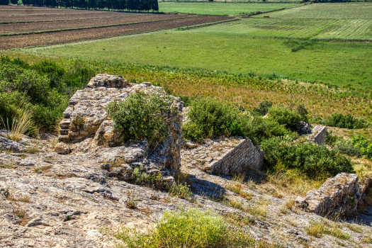 Aqueduc et meunerie de Barbegal 