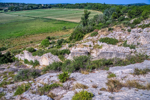 Aqueduc et meunerie de Barbegal 