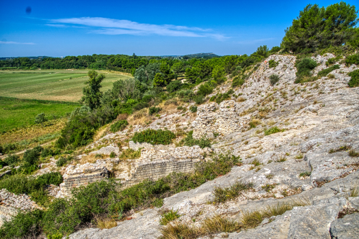 Aqueduc et meunerie de Barbegal 