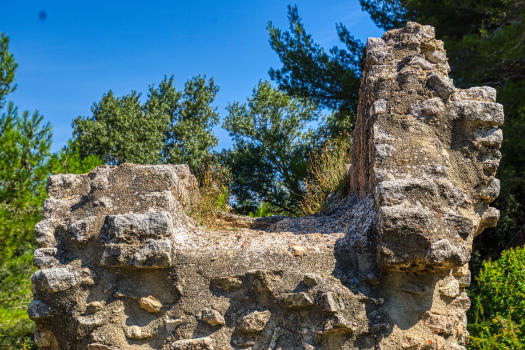 Aqueduc et meunerie de Barbegal 