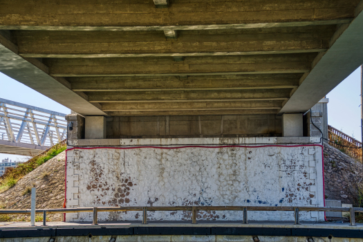 Straßenbrücke Carnon 