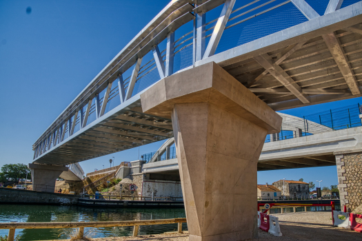 Carnon Footbridge