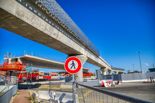 Viaduc de la ligne B du métro de Rennes