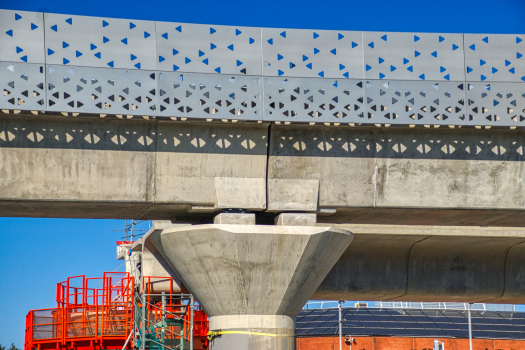 Viaduc de la ligne B du métro de Rennes