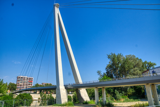 Robert Poujade Pedestrian Bridge 