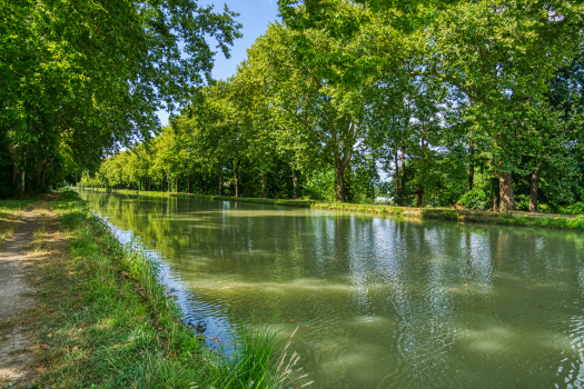 Canal latéral à la Garonne