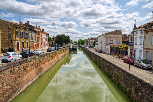 Garonne Lateral Canal 