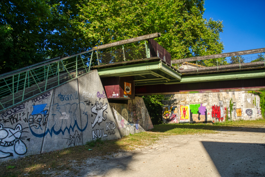 Passerelle Hugo-Pratt 