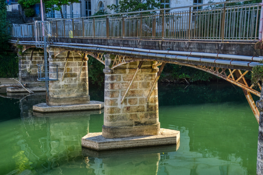 Passerelle de l'usine du Nil 