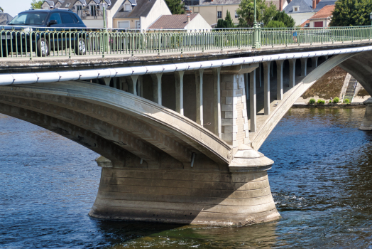 Pont Camille de Hogues