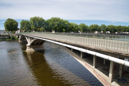 Camille de Hogues Bridge 