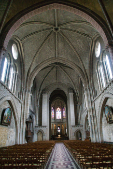 Église Notre-Dame de la Couture 