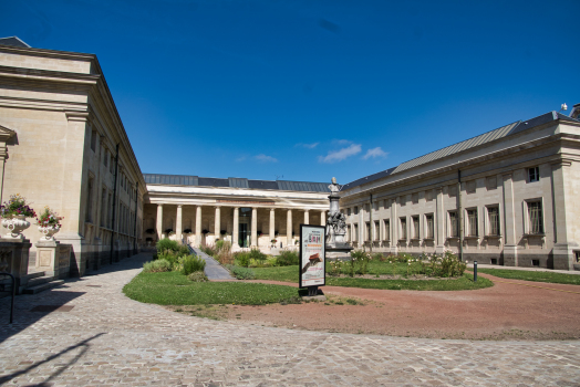 Amiens Municipal Library