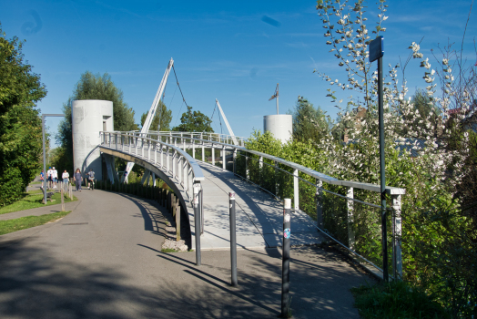 L'Hortillonne Footbridge 