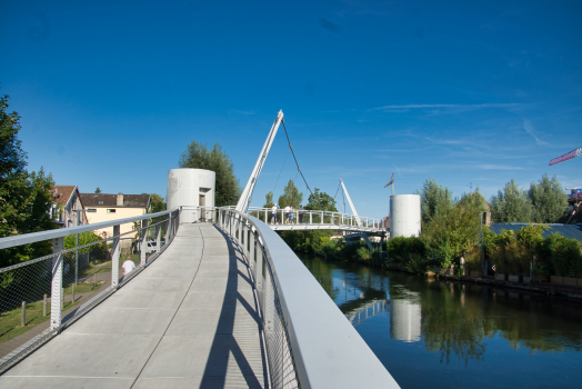 L'Hortillonne Footbridge